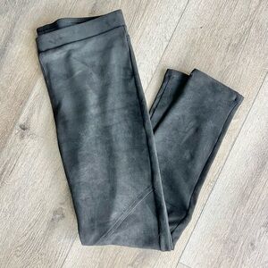 Karen Kane Black Faux Suede Leggings